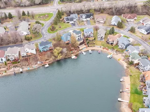 15968 Hyland Pointe Ct, Apple Valley, MN 55124