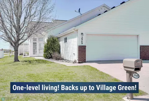 2949 35th St S, Moorhead, MN 56560