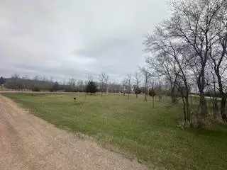362 Woodsedge Rd, Lynden Twp, MN 55320