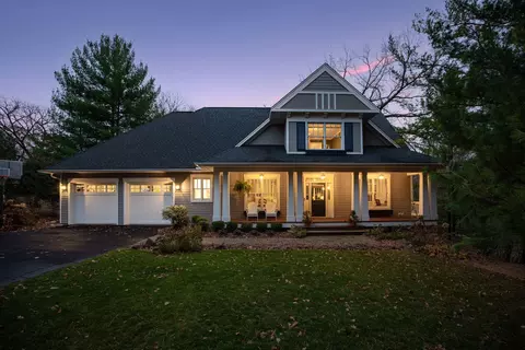 20395 Linden Rd, Deephaven, MN 55331