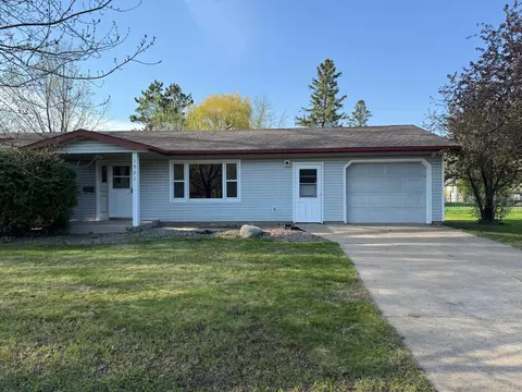 1921 Pine St, Brainerd, MN 56401