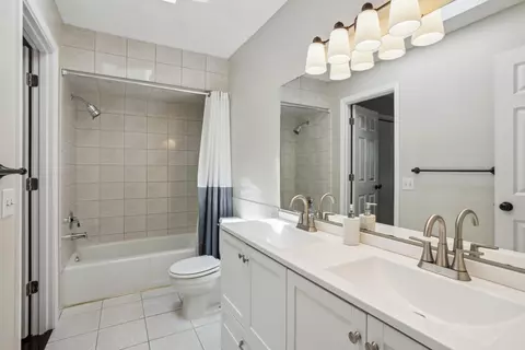 1112 Gabbert Cir, Eagan, MN 55123 photo 11
