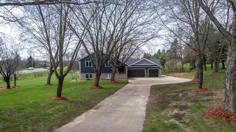 600 Par 4 Dr, Mantorville, MN 55955