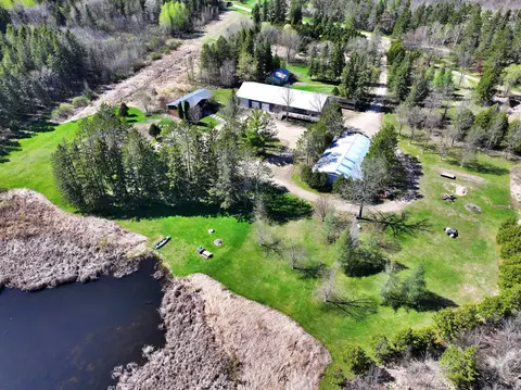 32290 Us 71, Menahga, MN 56464
