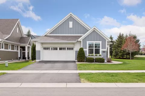 5010 Dale Ridge Rd, Woodbury, MN 55129