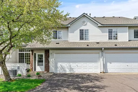 3593 Genevieve Ave N, Oakdale, MN 55128