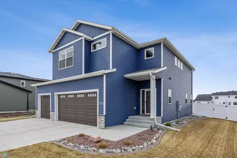 7245 Eagle Pointe Dr S, Fargo, ND 58104 photo 7