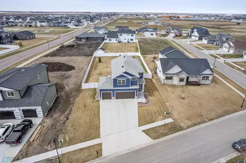 7245 Eagle Pointe Dr S, Fargo, ND 58104 photo 29