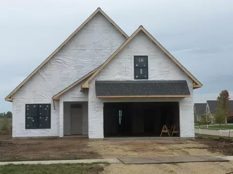 2477 Sharon Ln, Hudson, WI 54016