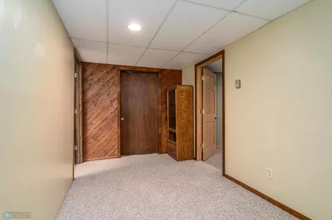 899 Eagle Ave, Reynolds, ND 58275 photo 29