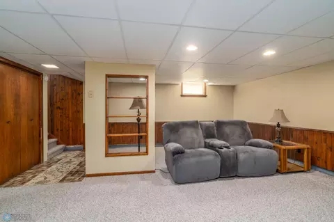 899 Eagle Ave, Reynolds, ND 58275 photo 28