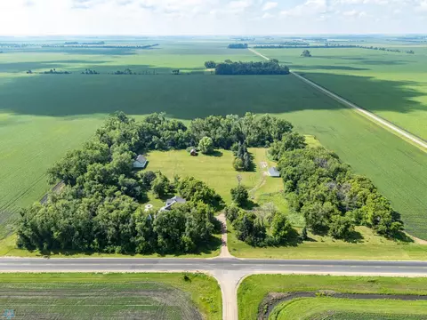 899 Eagle Ave, Reynolds, ND 58275 photo 48