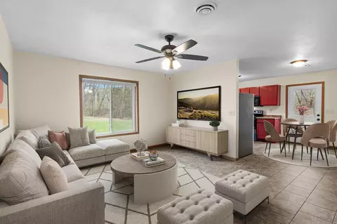 202 Christensen St, North Mankato, MN 56003