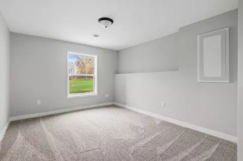 Bedroom - 7387 Old Mill Rd, Centerville, MN 55038 photo 8 of 9