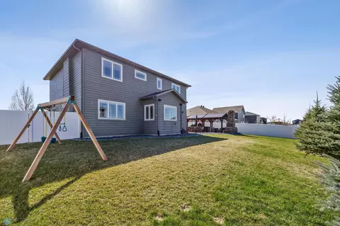 7387 Eagle Pointe Dr S, Fargo, ND 58104 photo 45