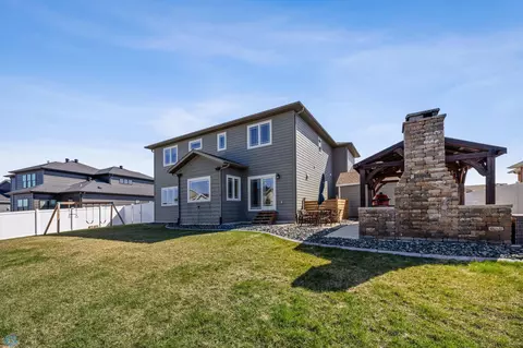 7387 Eagle Pointe Dr S, Fargo, ND 58104 photo 44