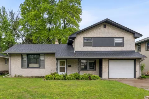 143 19th Ave N, South Saint Paul, MN 55075