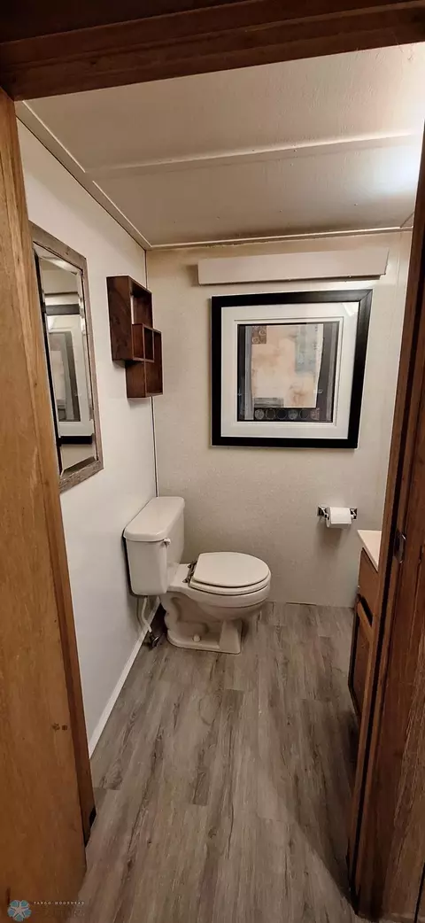 Bath - 102 2nd St N, Fairmount, ND 58030 photo 4 of 4