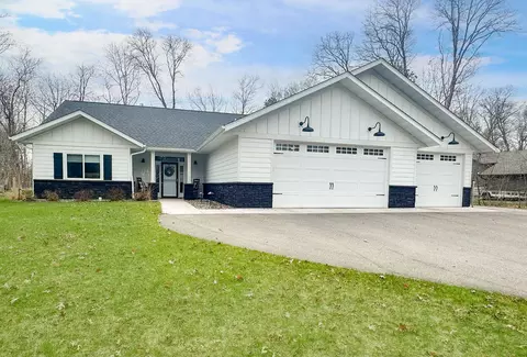 30428 Suffolk Cir, Breezy Point, MN 56472