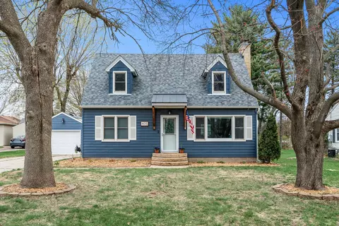 405 Franklin Ave SW, Watertown, MN 55388