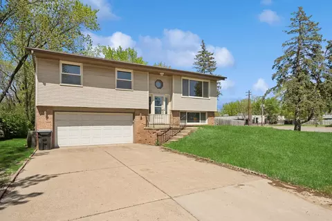 1 104th Ln NW, Coon Rapids, MN 55448
