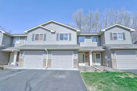 1324 Goodwin Ave N, Oakdale, MN 55128