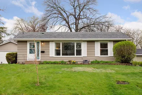 3747 Independence Ave N, New Hope, MN 55427