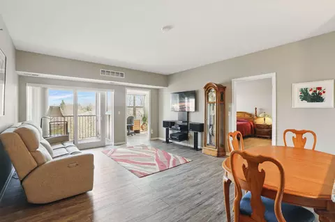 601 Levander Way #218, South Saint Paul, MN 55075