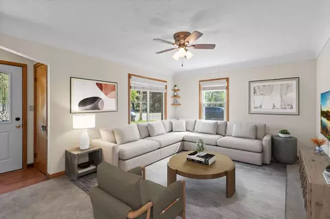 2644 17th Ave E, North Saint Paul, MN 55109