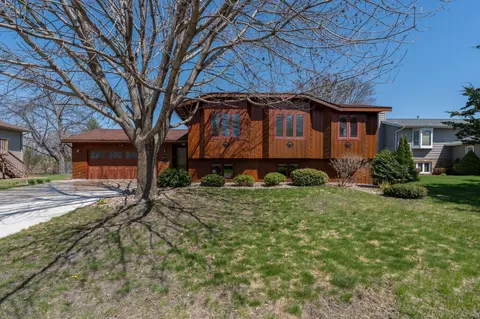 2324 Fair St, Mankato, MN 56001