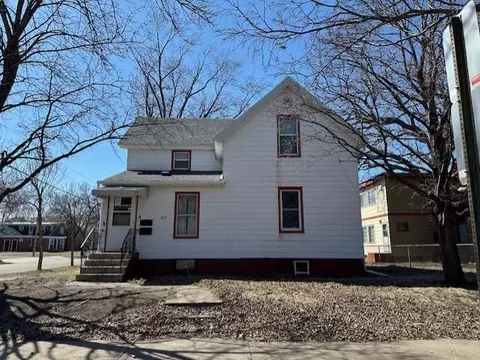 627 7th Ave S, Saint Cloud, MN 56301