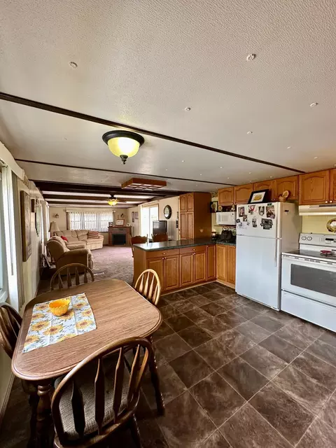 Kitchen - 1404 Central Rd, Littlefork, MN 56653 photo 2 of 5
