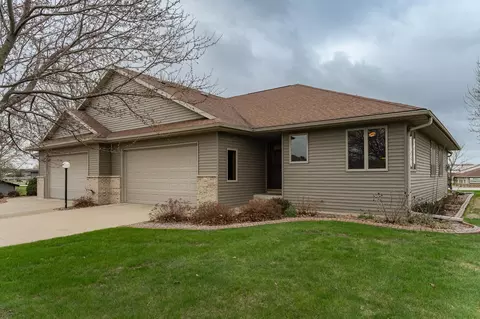 274 Dawn Ave, Saint Charles, MN 55972