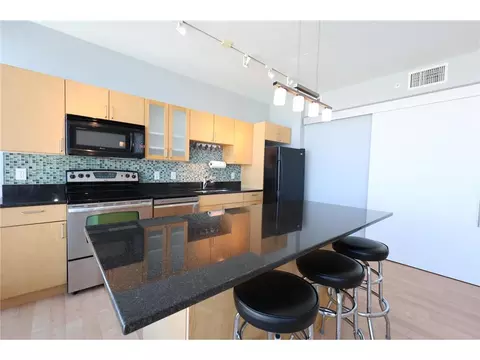 8161 33rd Ave S #1502, Bloomington, MN 55425