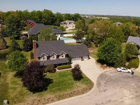 View/Area - 2606 Hulett Ct, Faribault, MN 55021 photo 8 of 9