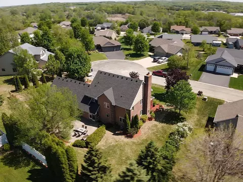 View/Area - 2606 Hulett Ct, Faribault, MN 55021 photo 6 of 9