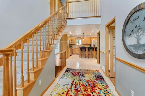 Entry Way - 2606 Hulett Ct, Faribault, MN 55021 photo 2 of 3