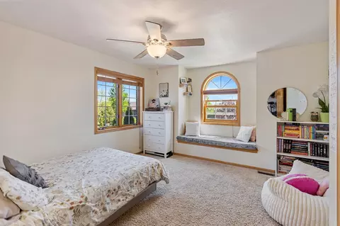 Bedroom - 2606 Hulett Ct, Faribault, MN 55021 photo 8 of 11