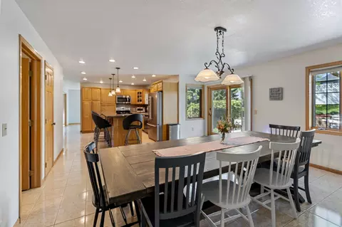 Dining - 2606 Hulett Ct, Faribault, MN 55021 photo 3 of 4