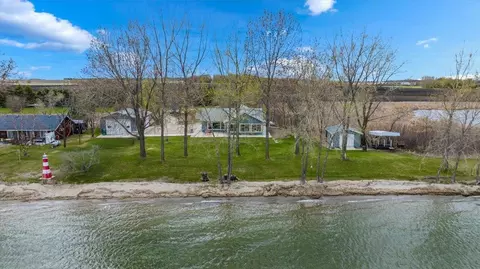 12208 Sugar Dr, Lowry, MN 56349