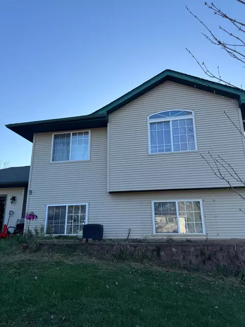 203 1st St, Somerset, WI 54025