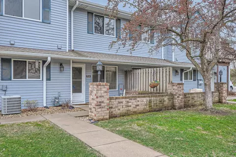 7510 15th Street Ln N, Oakdale, MN 55128