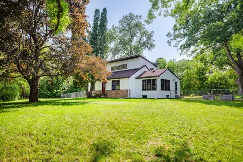 5371 Hugo Rd, White Bear Township, MN 55110