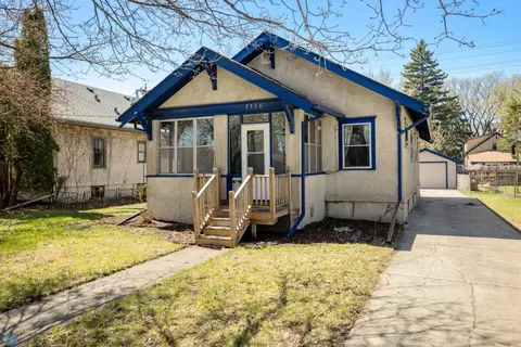 1116 11th St N, Fargo, ND 58102