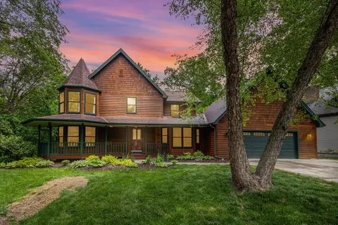 8762 Highwood Way, Apple Valley, MN 55124
