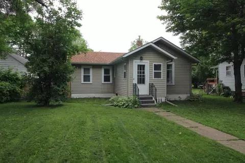 211 3rd St NW, Crosby, MN 56441