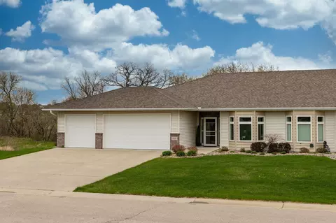 1957 Alder Ln NW, Rochester, MN 55901