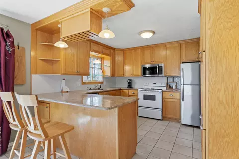 Kitchen - 2933 Monroe Pl, Saint Cloud, MN 56303 photo 2 of 2