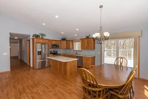 10098 Pin Oak Ln, Brainerd, MN 56401 photo 2