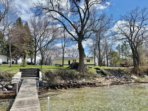 32967 380th St, Dent, MN 56528